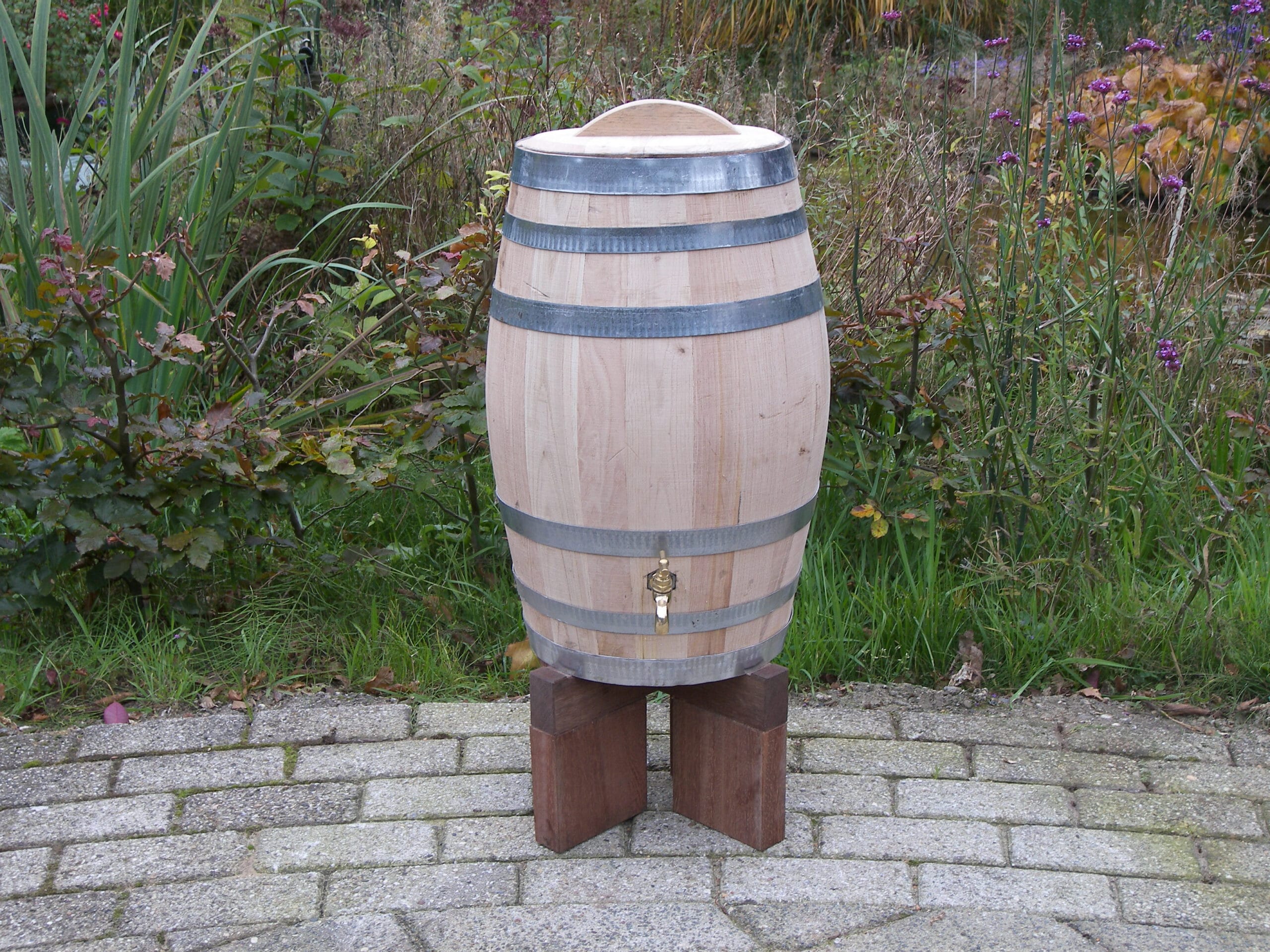 Regenton Met Kraan En Houten Verhoger 30L Rondomton nl