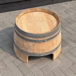 Alternative view of Salontafel / bijzettafel gemaakt van eiken wijnvat
