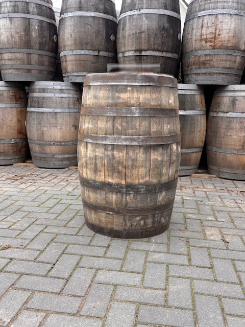 Eikenhouten regenton 200L vaste deksel old look geborsteld