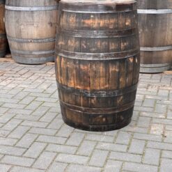Eikenhouten regenton 200L vaste deksel old look geborsteld in de olie